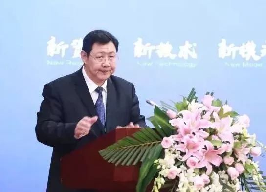 中國拍賣行業(yè)協(xié)會余平會長